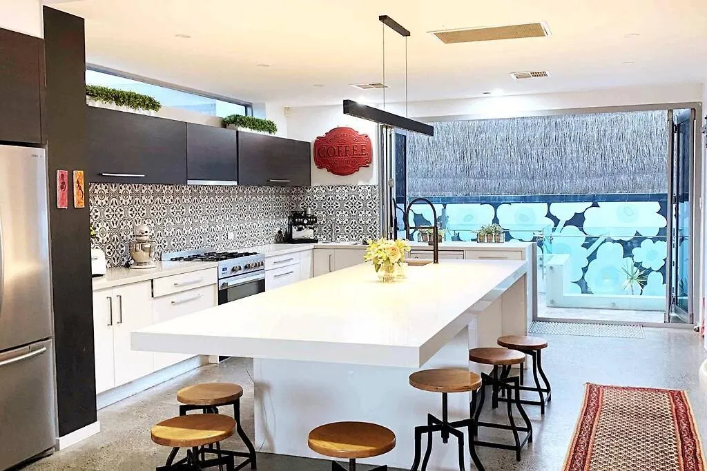 Rainbow Bay Dbah Hill Private Pool Apartment Coolangatta Australia